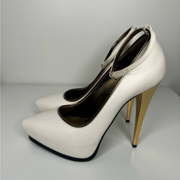 Lanvin White Leather Platform Heels - Size 39 - Picture 4 of 7